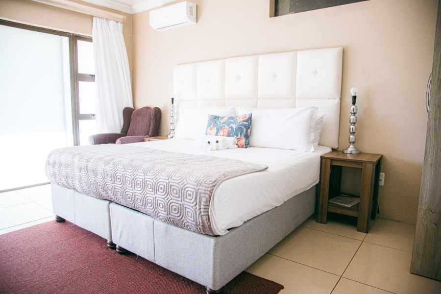 24 Bedroom Property for Sale in Amalinda Eastern Cape